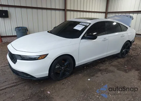 2024 Honda Accord Hybrid Sport-L z USA, uszkodzony, nr VIN 1HGCY2F75RA017990